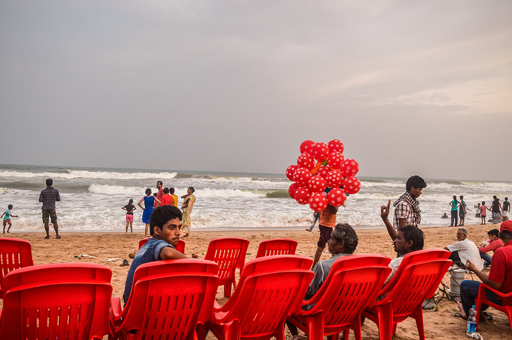 Beach Or Life: Photo Series By Indian Photographer Soumyabrata Roy